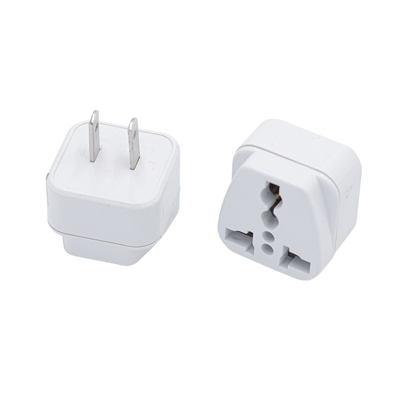 Adaptador convertidos de enchufe Europeo a Americano.