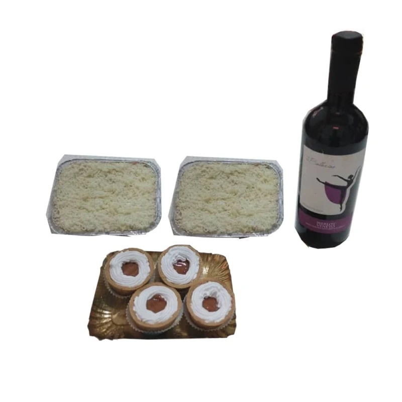 Tartaletas de guayaba, lazaña y vino rojo Italiano